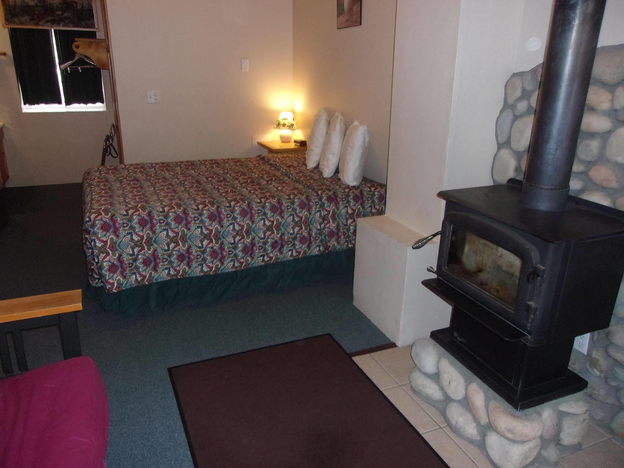 Honey Bear Lodge & Cabins Big Bear Lake Buitenkant foto