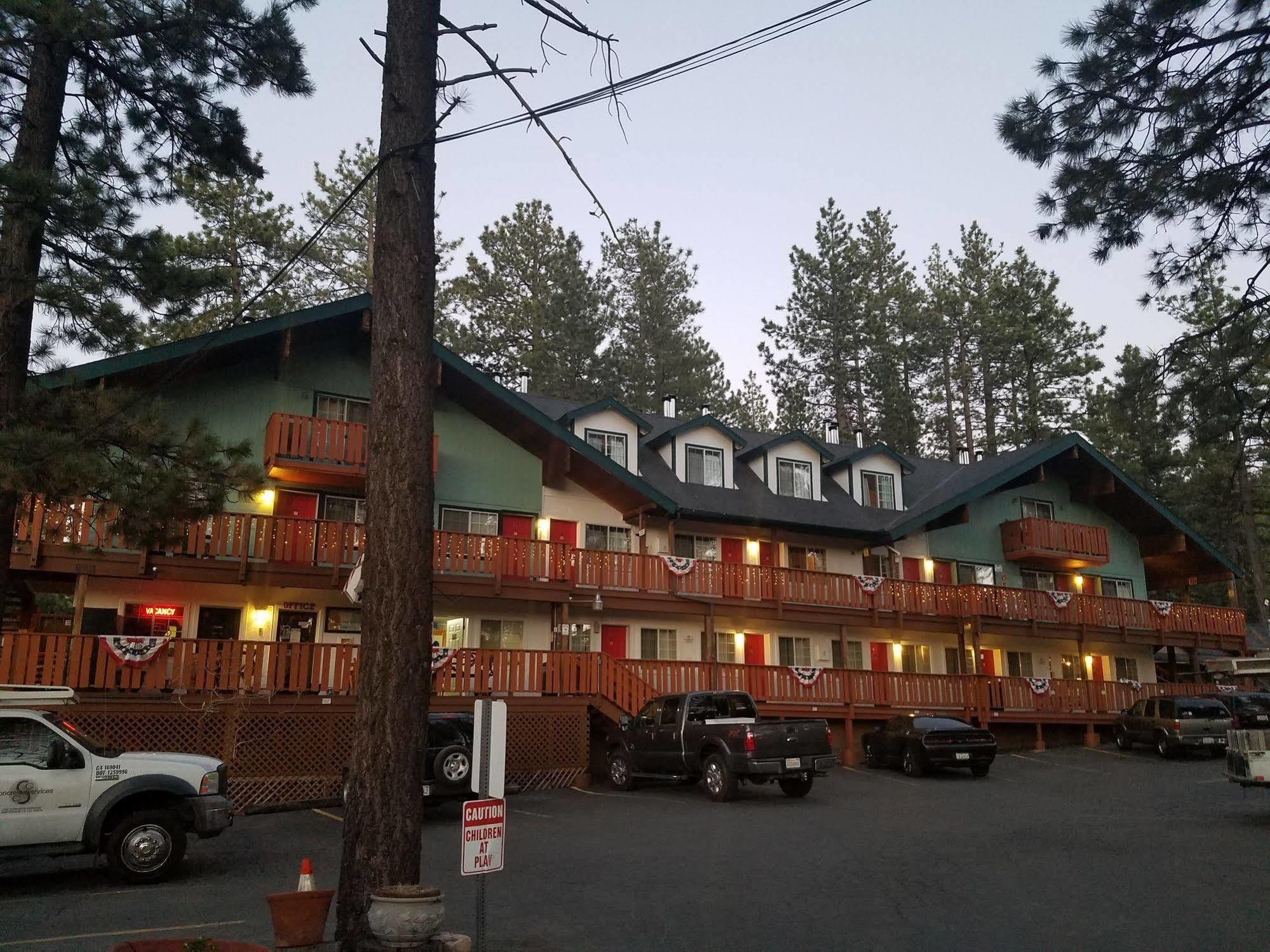 Honey Bear Lodge & Cabins Big Bear Lake Buitenkant foto