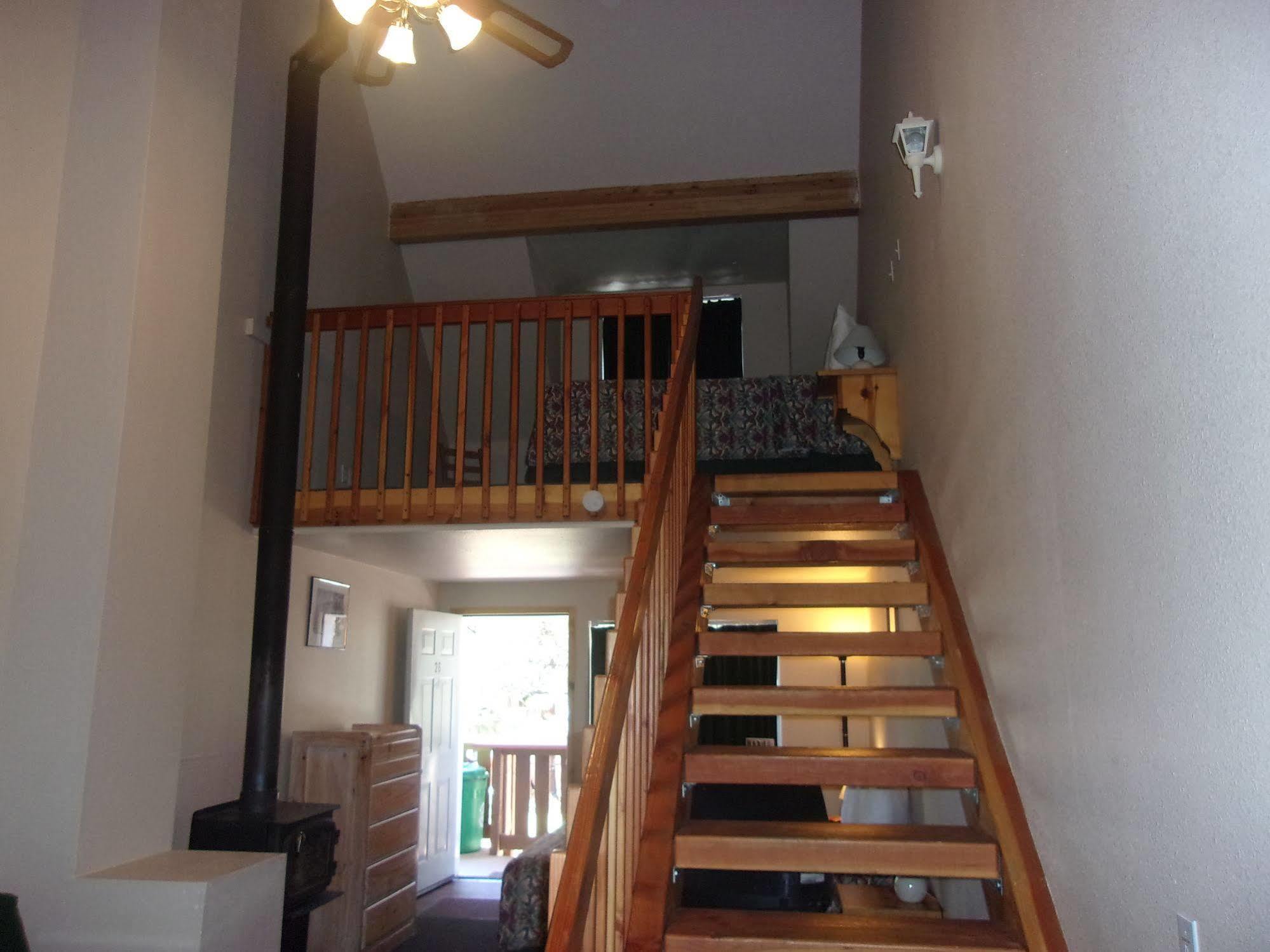 Honey Bear Lodge & Cabins Big Bear Lake Buitenkant foto