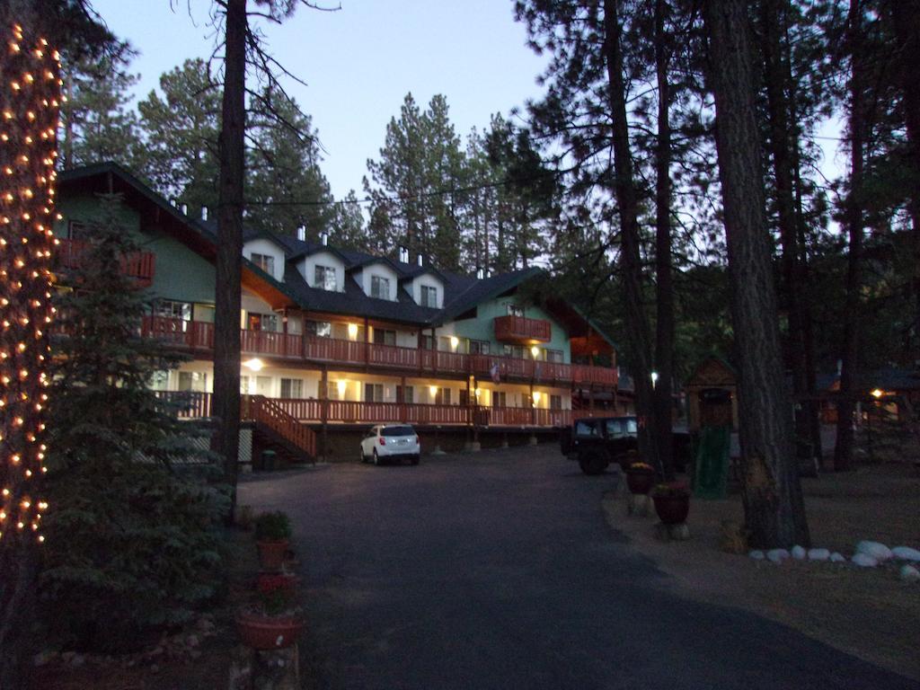 Honey Bear Lodge & Cabins Big Bear Lake Buitenkant foto
